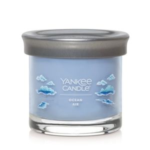 Yankee Candle Ocean Air Signature